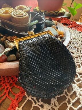 Vintage 50s 60s Whiting & Davis Black Metal Mesh Evening Purse